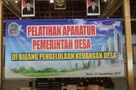 PELATIHAN APARATUR PEMERINTAH DESA